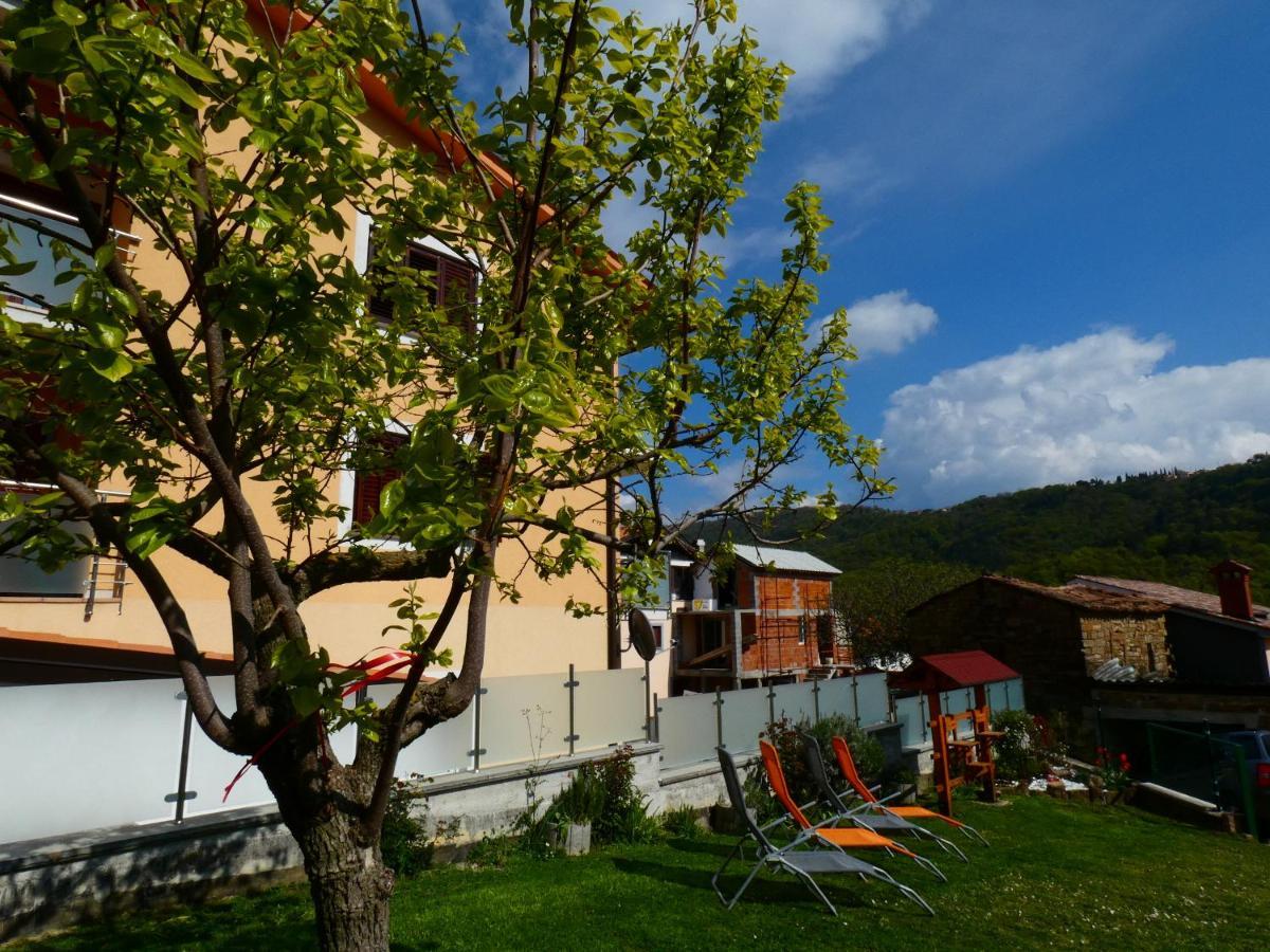 Apartment & Olive Oil Valuma Koper Extérieur photo