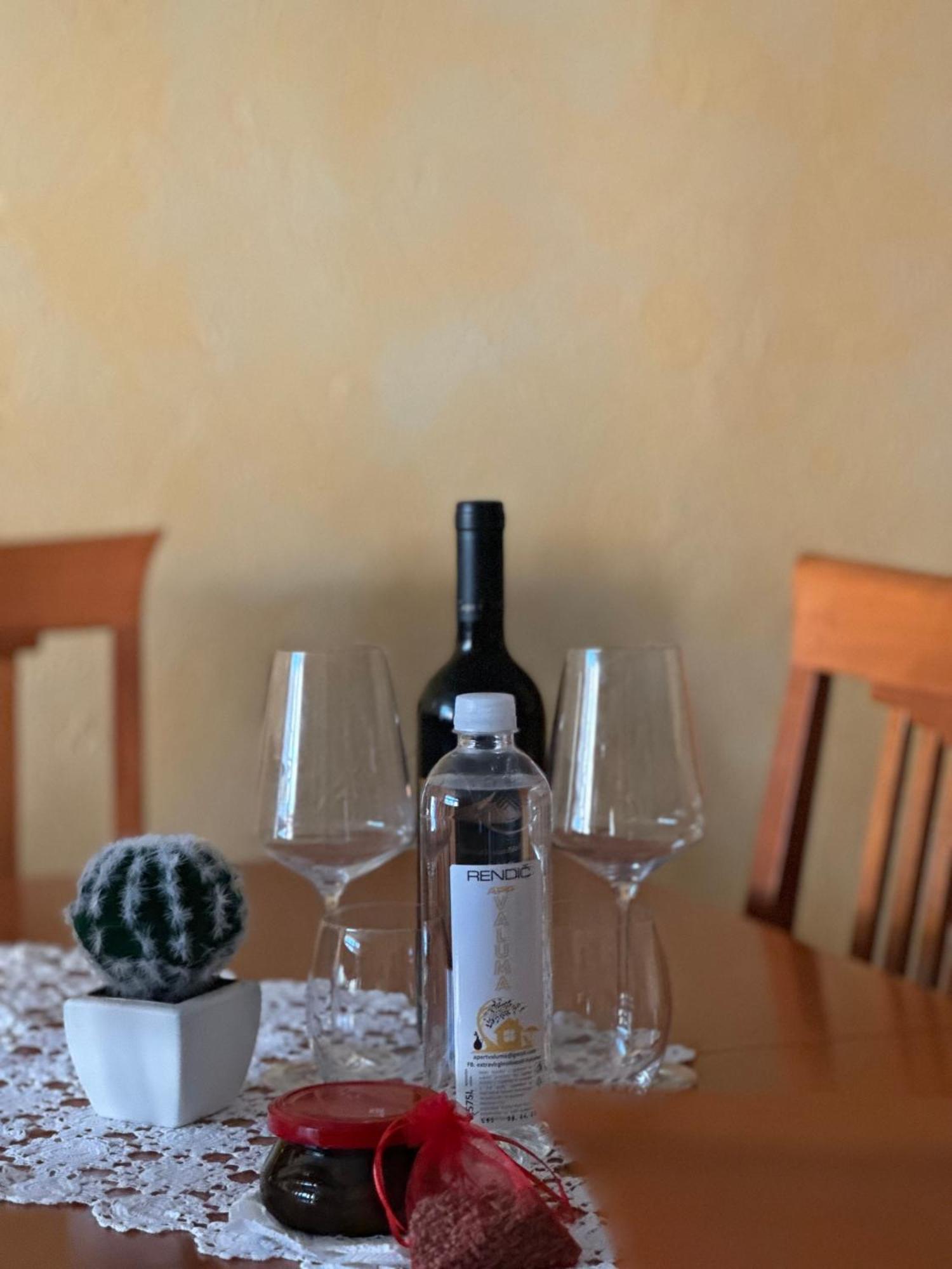 Apartment & Olive Oil Valuma Koper Extérieur photo