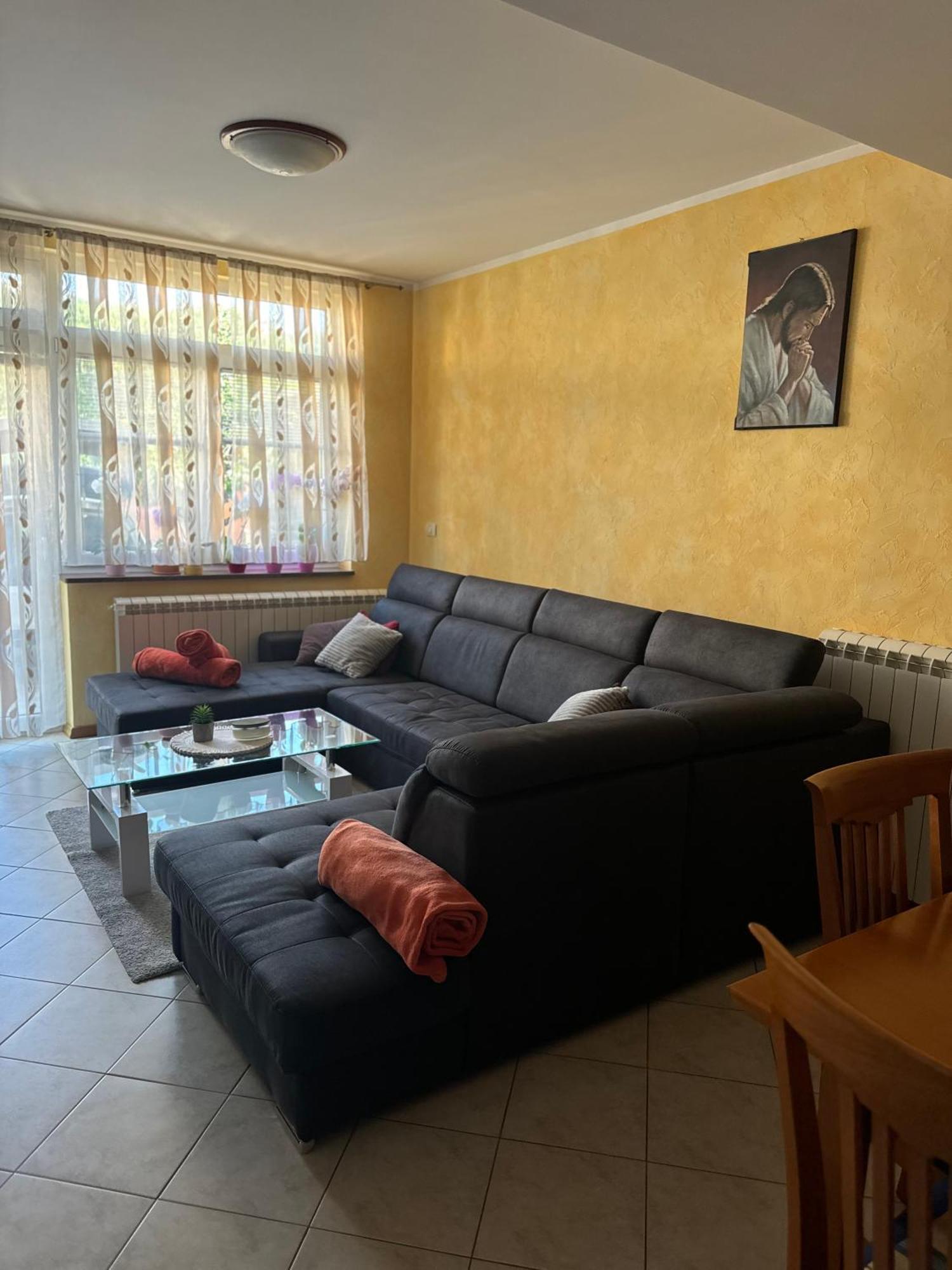 Apartment & Olive Oil Valuma Koper Extérieur photo